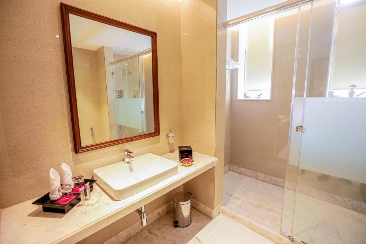Gulab Kothi By Royal Orchid Hotels Limited Varanasi Exterior foto